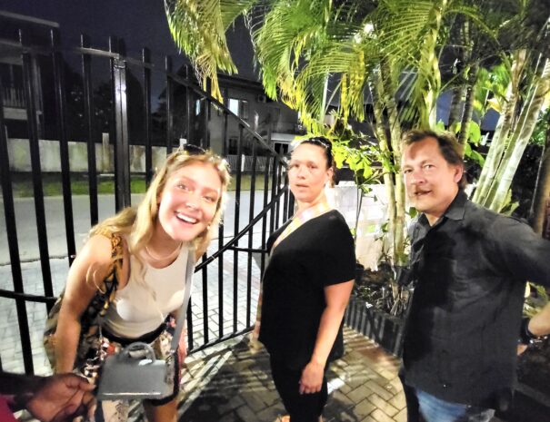 608C628B-362A-4B7A-B7C3-E3354C3FCD83_1_201_a