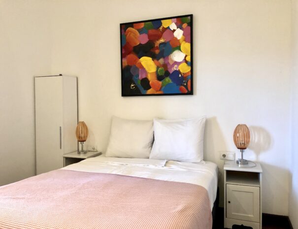 AE371852-3BFA-4340-B866-AC9F2B22C9AA_1_201_a